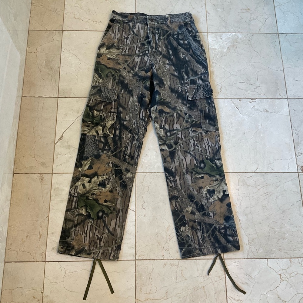 Camo hunting pants, Zip & button, side, back and leg pockets, soft, Size XS - Picture 8 of 14